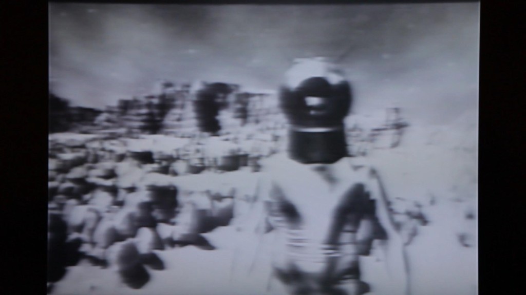 Space Helmet video loop 2